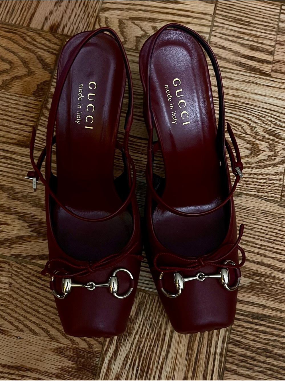 Gucci Burgundy Leather Slingback Pumps with Gold Horsebit - Picture 8 of 12